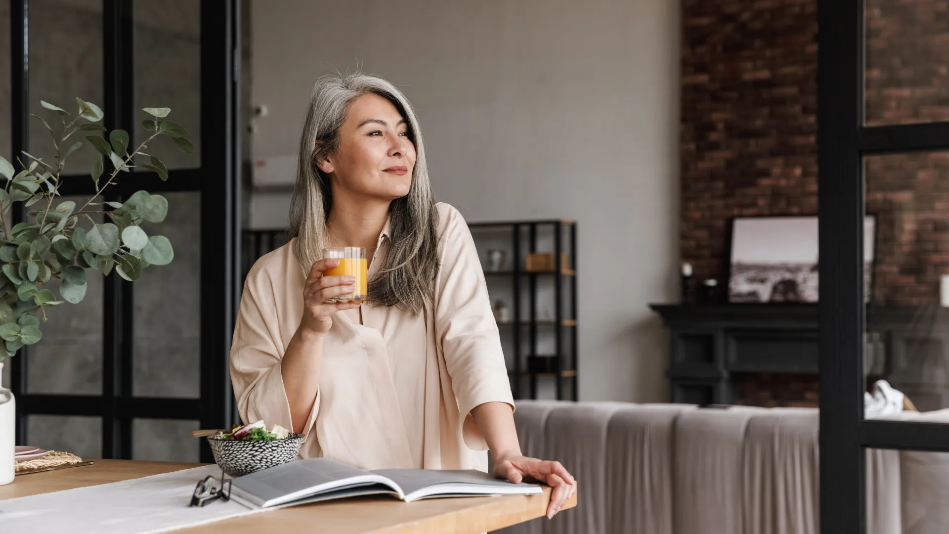 Is It "Impossible" to Lose Weight During Menopause? The Truth and the Solution